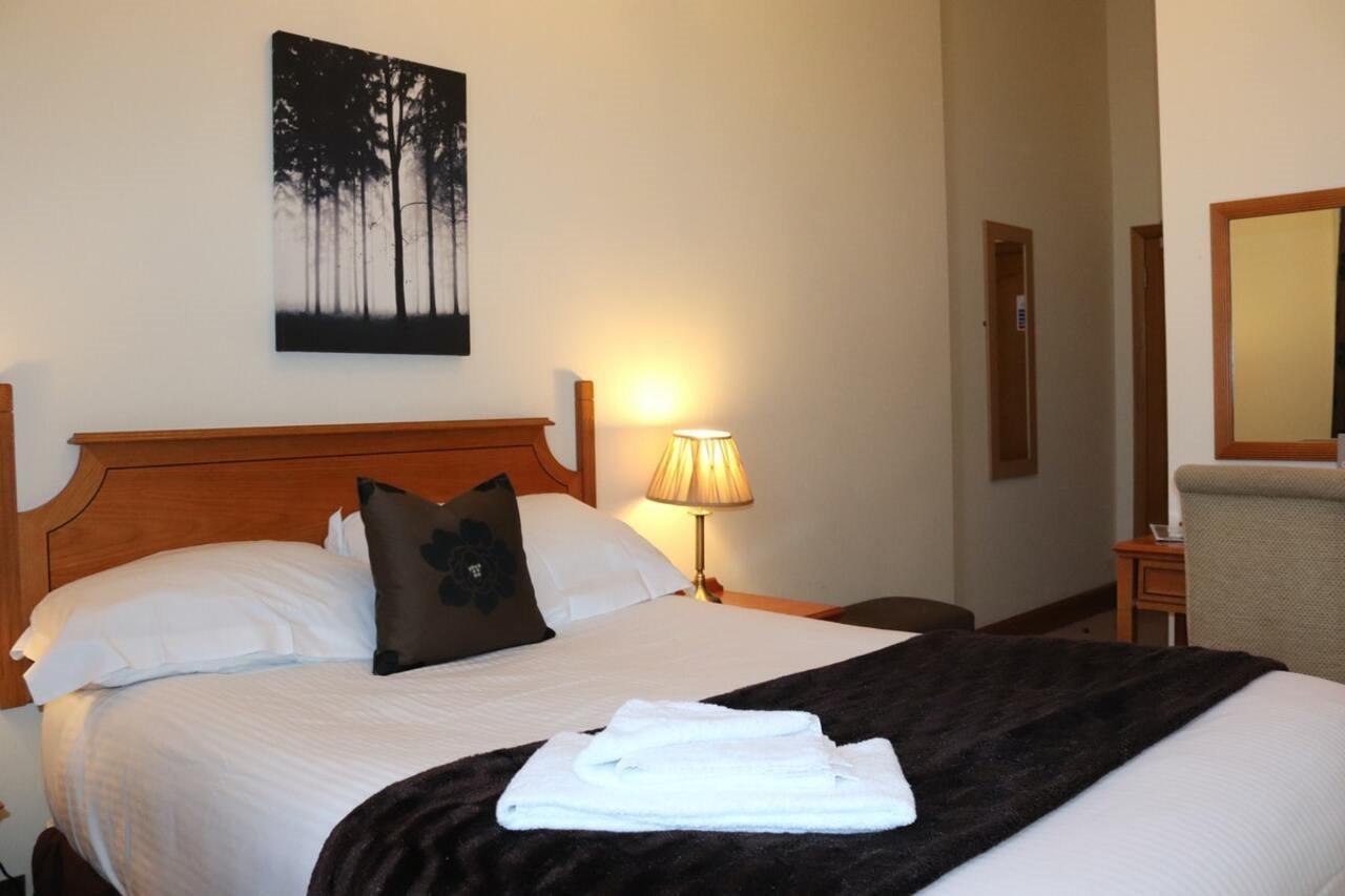 The City Hotel Dunfermline Luaran gambar