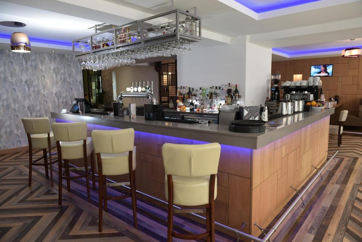 The City Hotel Dunfermline Luaran gambar